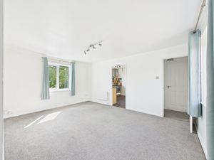 Lounge- click for photo gallery
